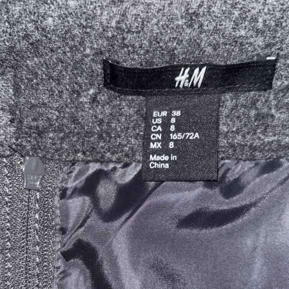 H&M Dark Gray Pencil Skirt - Picture 2 of 4